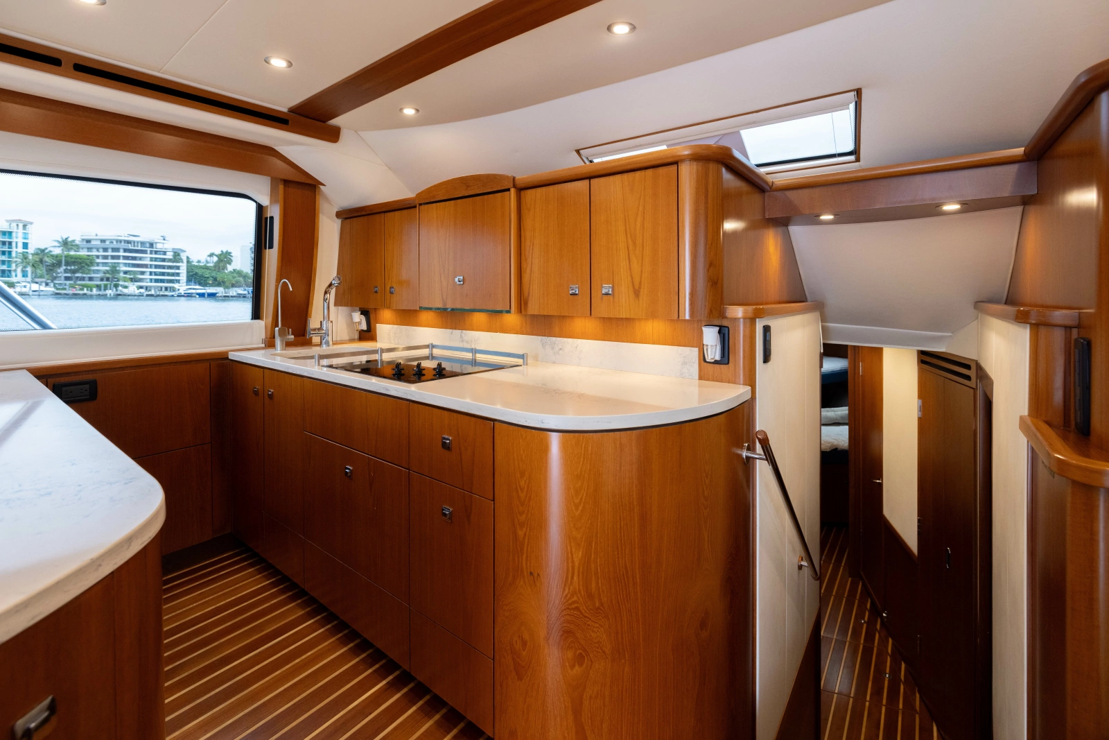 2015 Tiara Yachts 48 Convertible