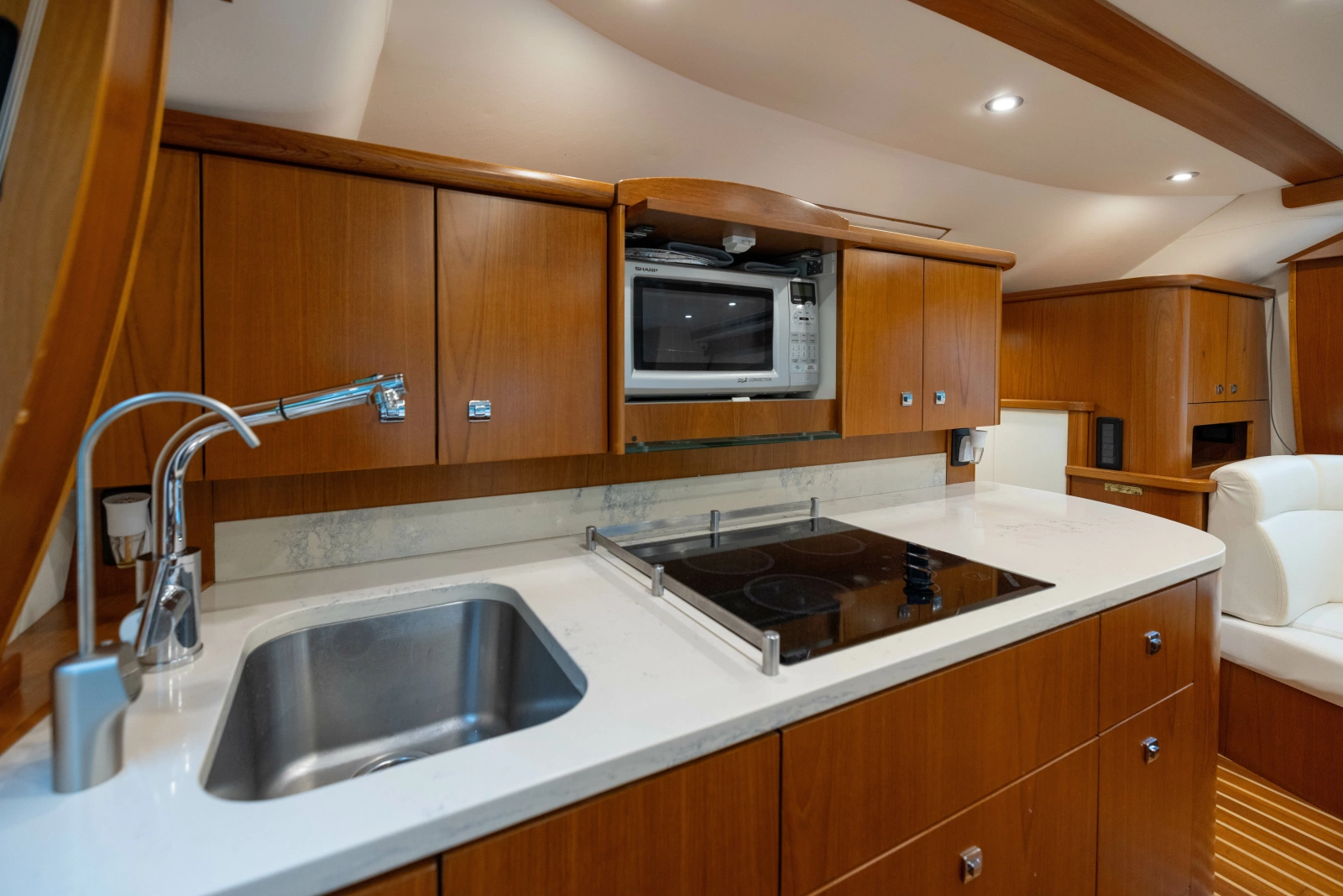 2015 Tiara Yachts 48 Convertible