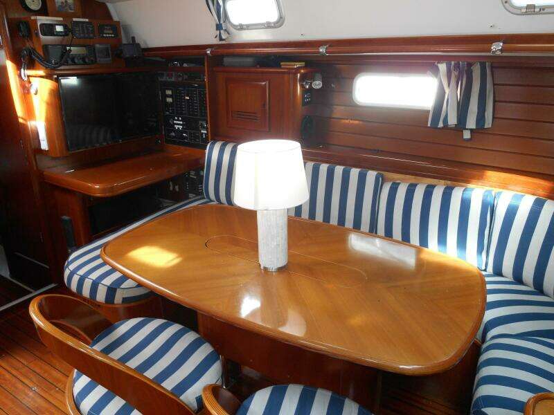 Eventus 50ft Beneteau Yacht For Sale