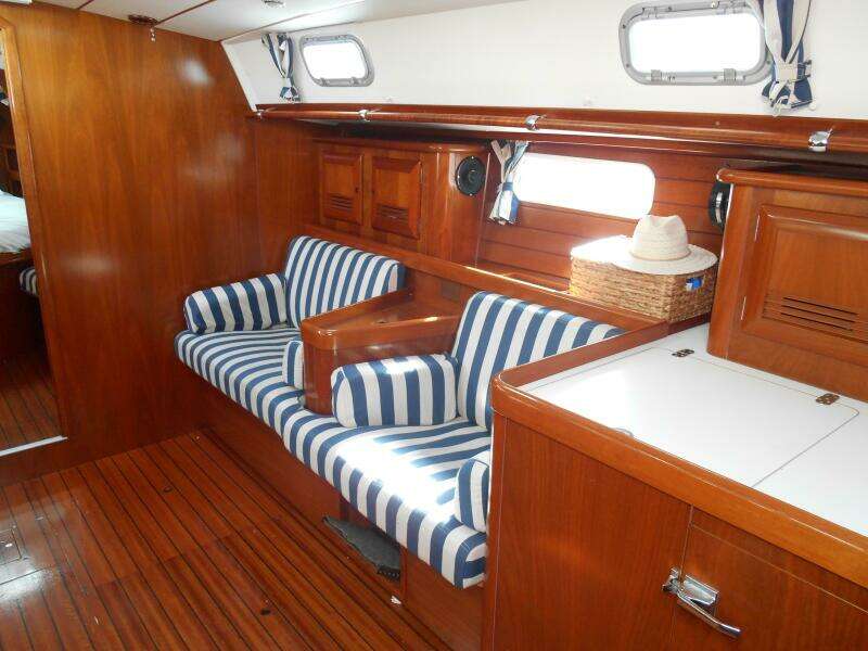 Eventus 50ft Beneteau Yacht For Sale