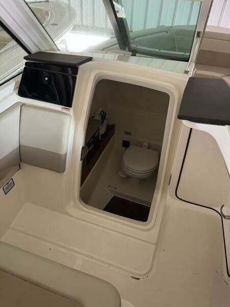 28ft Boston Whaler Yacht For Sale