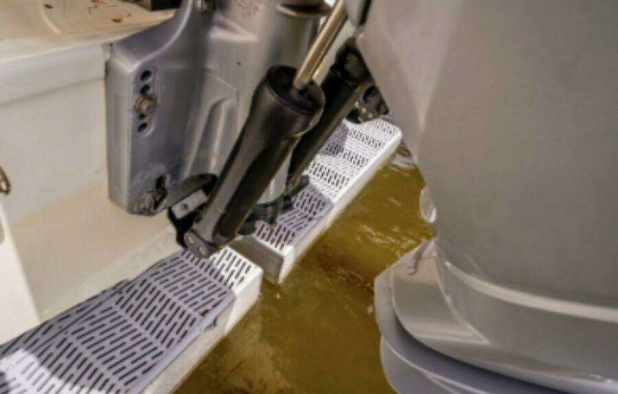 28ft Boston Whaler Yacht For Sale