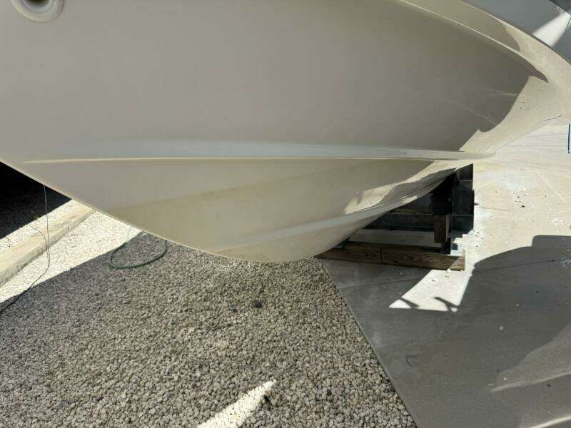 28ft Boston Whaler Yacht For Sale