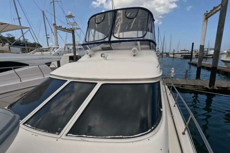 43ft Sea Ray Yacht For Sale