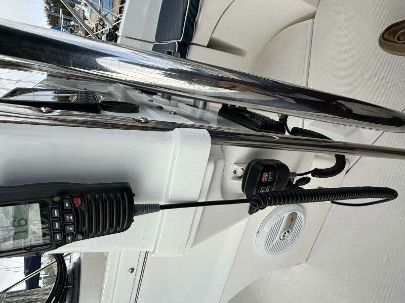 Treinta y Tres 33ft Hunter Yacht For Sale