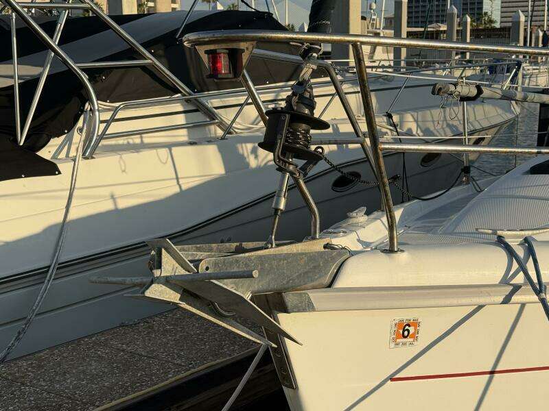 Treinta y Tres 33ft Hunter Yacht For Sale Treinta y Tres 33ft Hunter Yacht For Sale