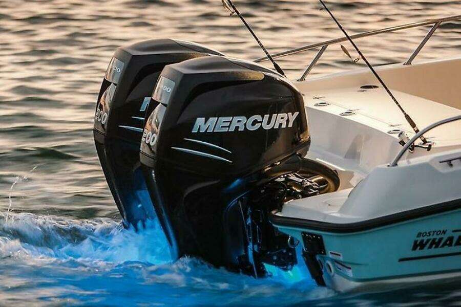 27ft Boston Whaler Yacht For Sale