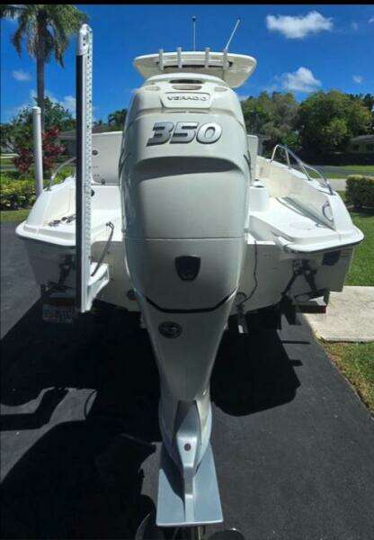 27ft Boston Whaler Yacht For Sale