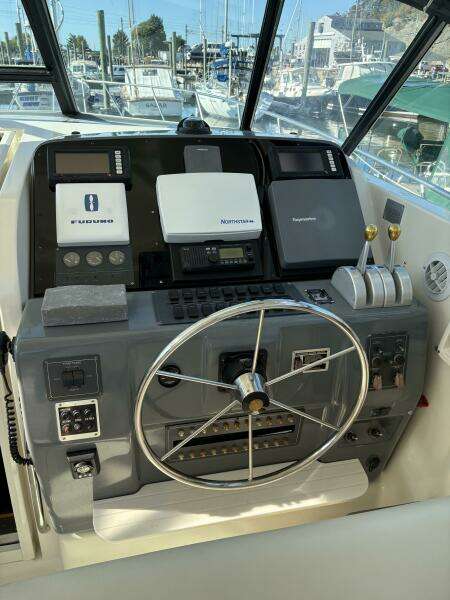 43ft Tiara Yachts Yacht For Sale