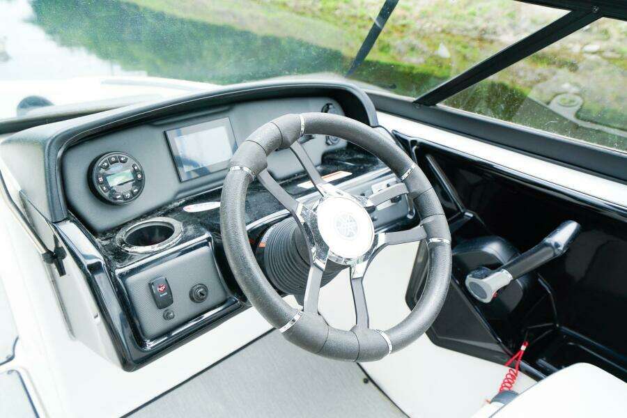 19ft Yamaha Boats Yacht For Sale