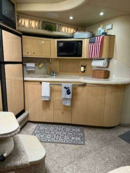 38ft Sea Ray Yacht For Sale