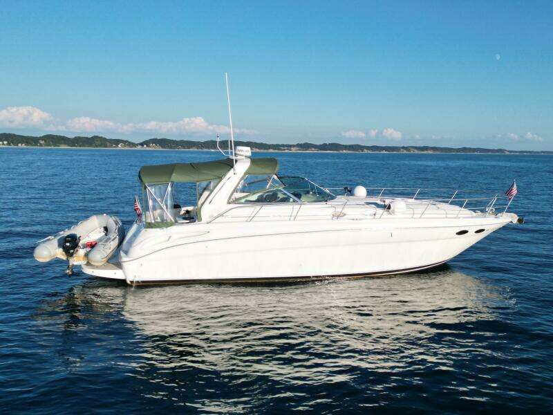 38ft Sea Ray Yacht For Sale