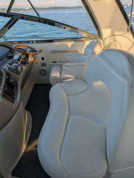 38ft Sea Ray Yacht For Sale