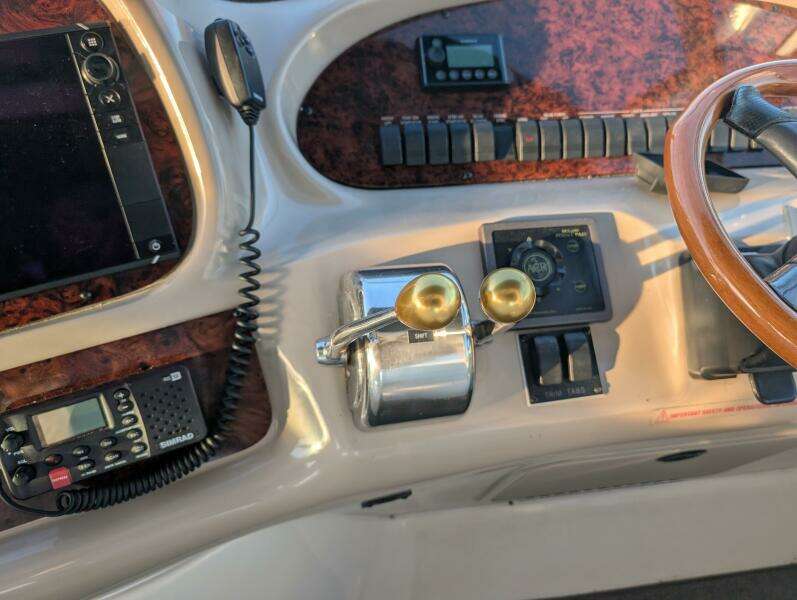 38ft Sea Ray Yacht For Sale
