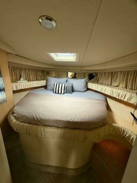 38ft Sea Ray Yacht For Sale