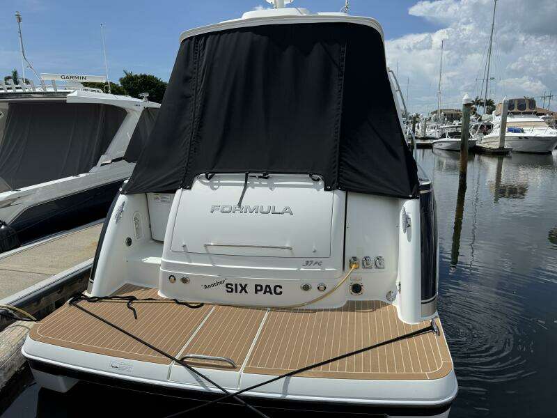 ANOTHER SIX PACK 37ft Formula Yacht For Sale