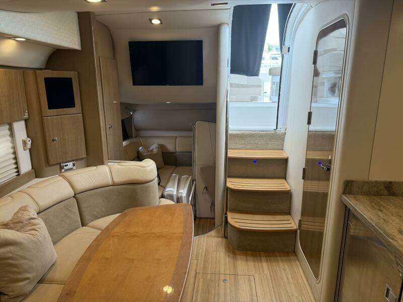 ANOTHER SIX PACK 37ft Formula Yacht For Sale