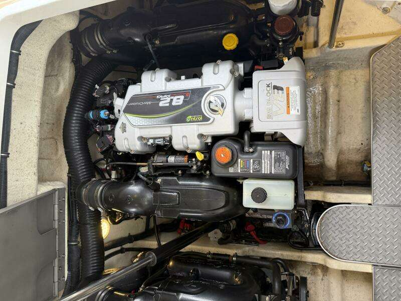 ANOTHER SIX PACK 37ft Formula Yacht For Sale