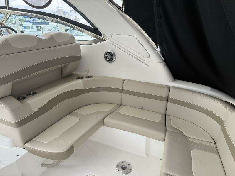 ANOTHER SIX PACK 37ft Formula Yacht For Sale