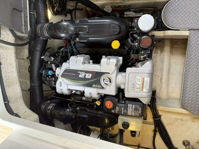 ANOTHER SIX PACK 37ft Formula Yacht For Sale