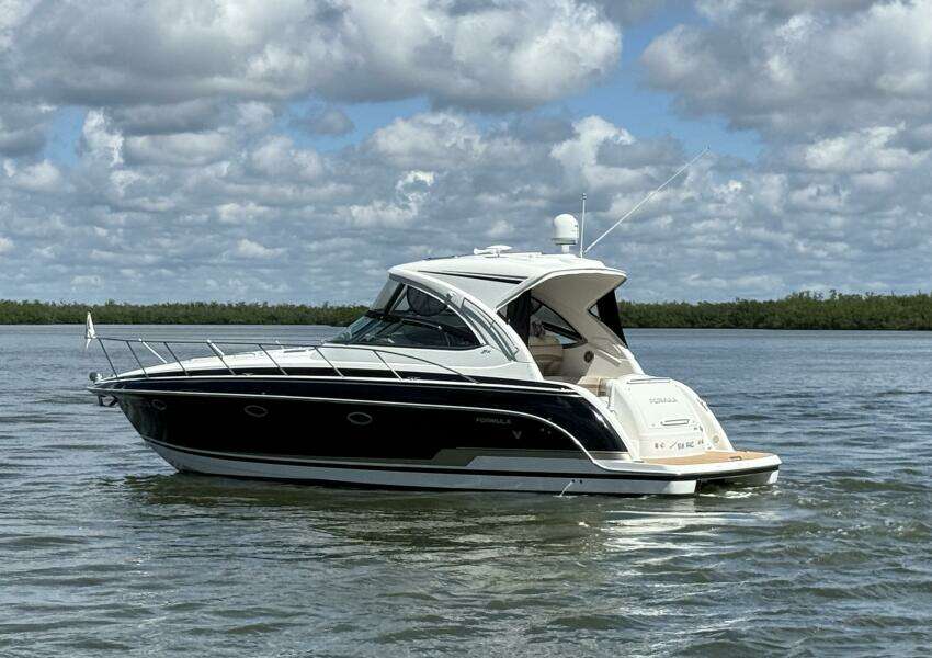 ANOTHER SIX PACK 37ft Formula Yacht For Sale