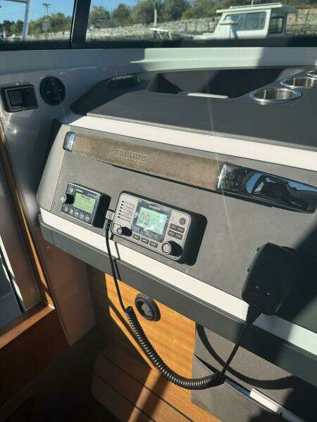 Allegro Tides 28ft Axopar Yacht For Sale