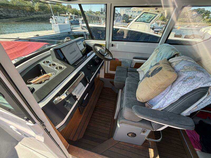 Allegro Tides 28ft Axopar Yacht For Sale