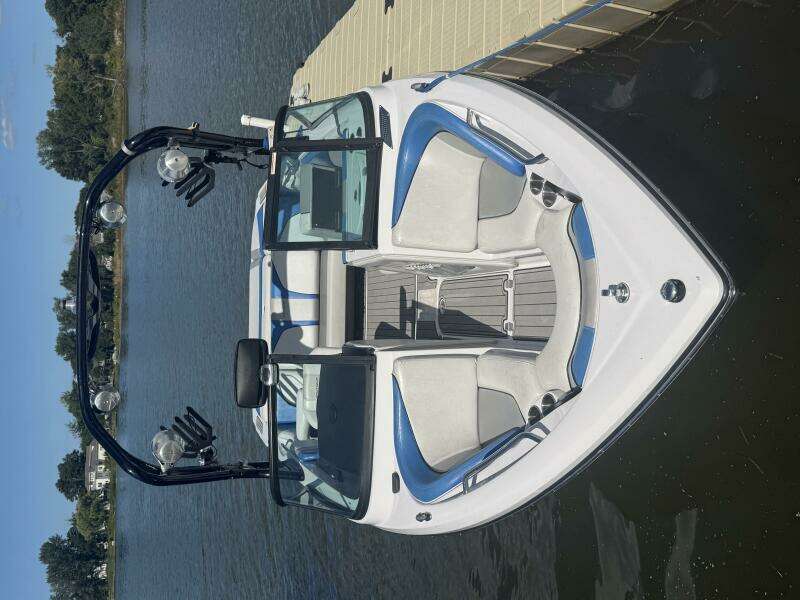 21ft Correct Craft Yacht For Sale