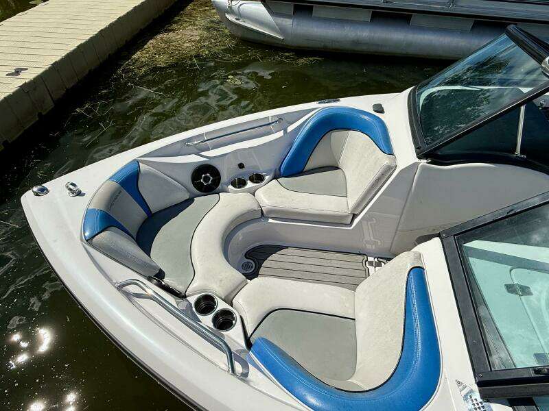 21ft Correct Craft Yacht For Sale