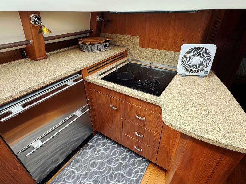 58ft Tiara Yachts Yacht For Sale