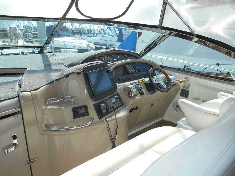 Cygnus 41ft Sea Ray Yacht For Sale
