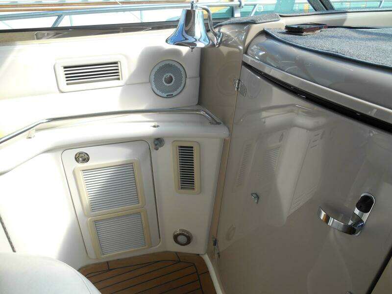 Cygnus 41ft Sea Ray Yacht For Sale