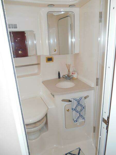 Cygnus 41ft Sea Ray Yacht For Sale