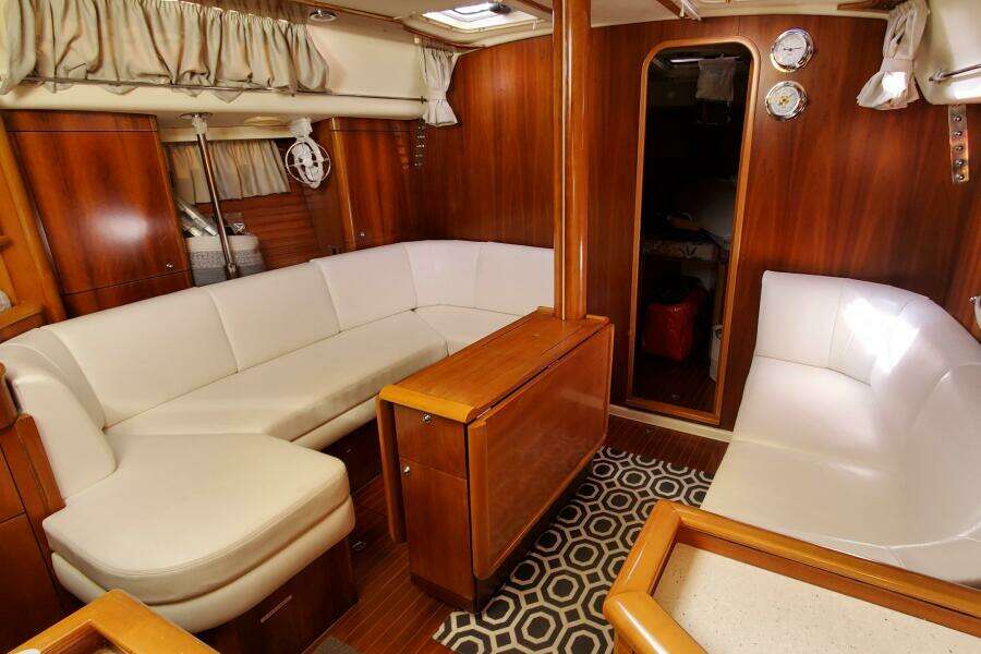 Anikitos 42ft Moody Yacht For Sale
