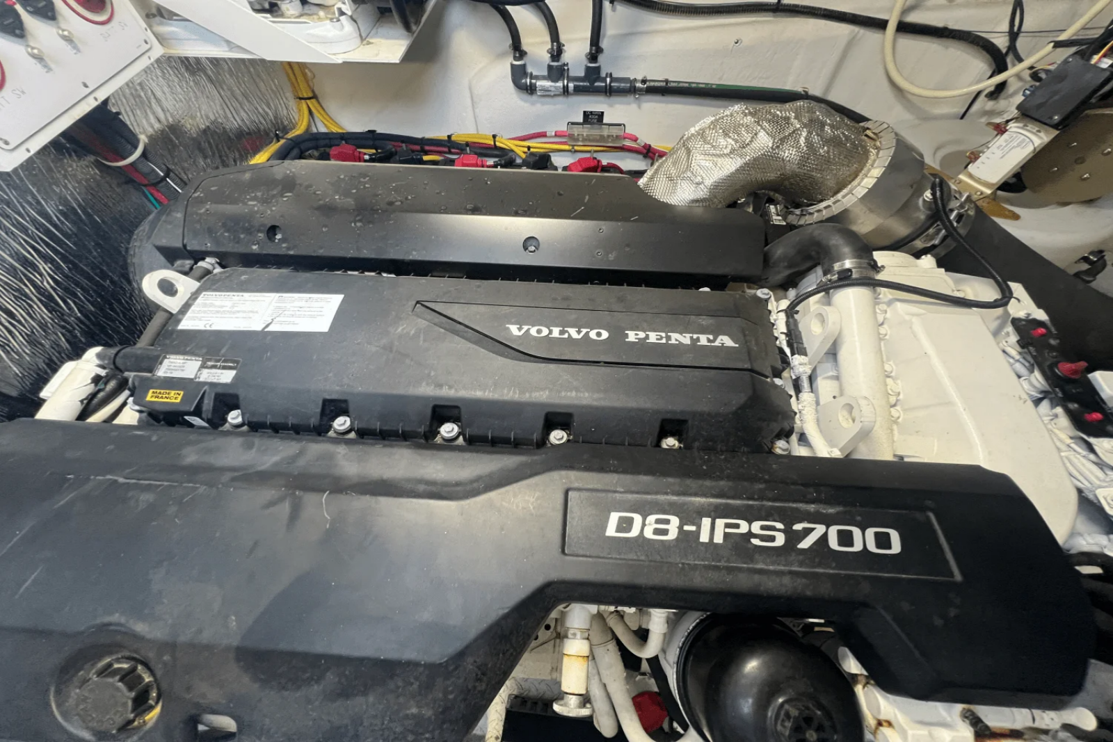 2020 Cruisers Yachts 50 CANTIUS