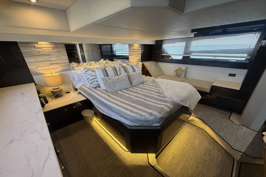 50ft Cruisers Yachts Yacht For Sale