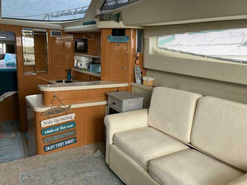 25 Knots 41ft Regal Yacht For Sale