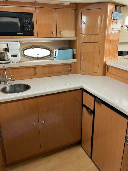 25 Knots 41ft Regal Yacht For Sale