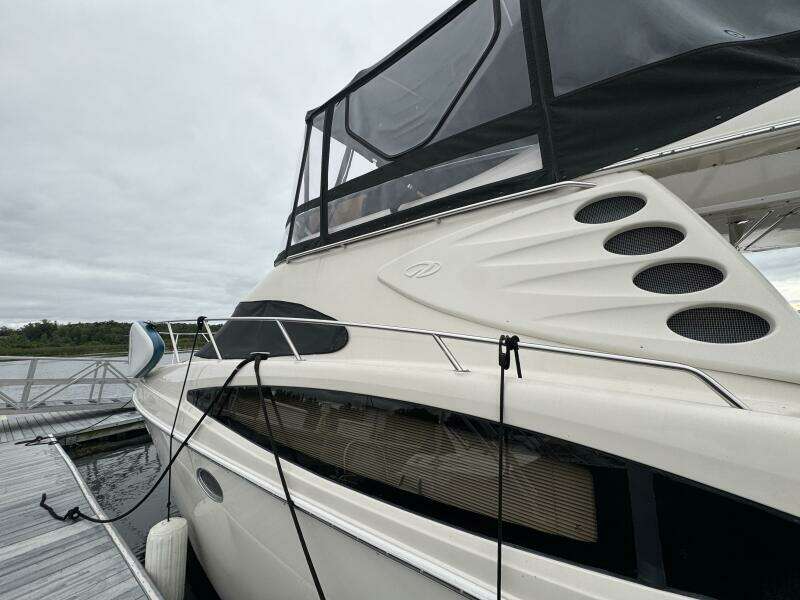25 Knots 41ft Regal Yacht For Sale