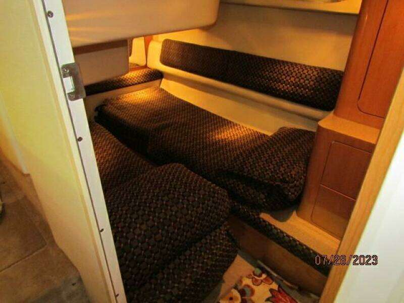 25 Knots 41ft Regal Yacht For Sale