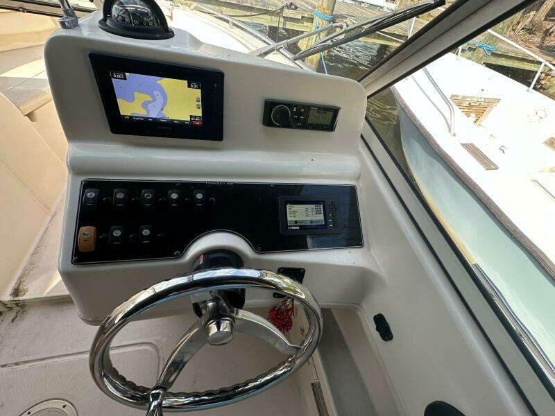 19ft Grady White Yacht For Sale