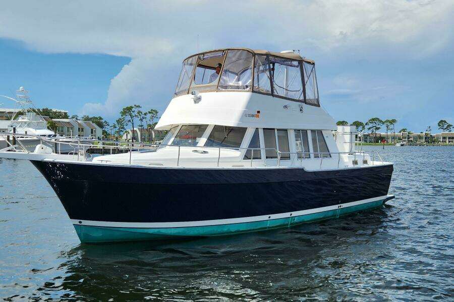 43ft Mainship Yacht For Sale