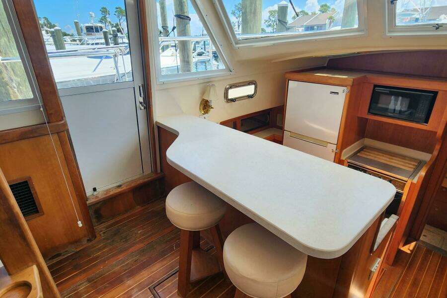 43ft Mainship Yacht For Sale