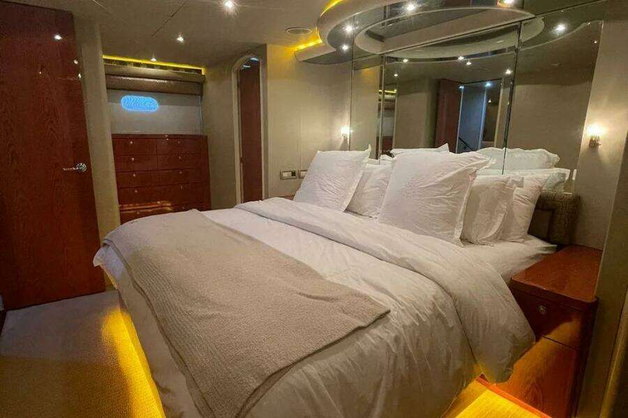 92ft Cheoy Lee Yacht For Sale