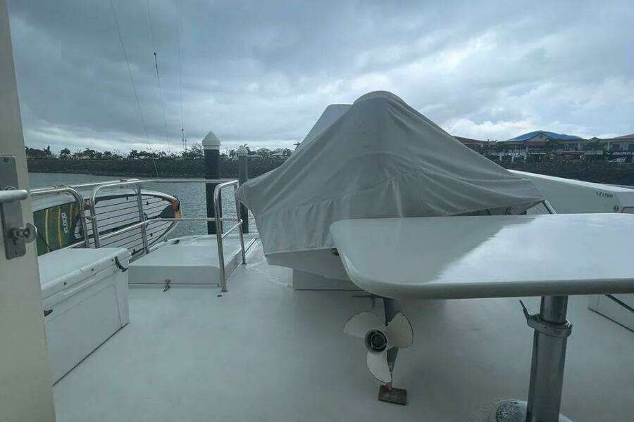 92ft Cheoy Lee Yacht For Sale
