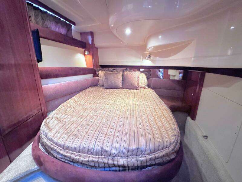 39ft Meridian Yacht For Sale