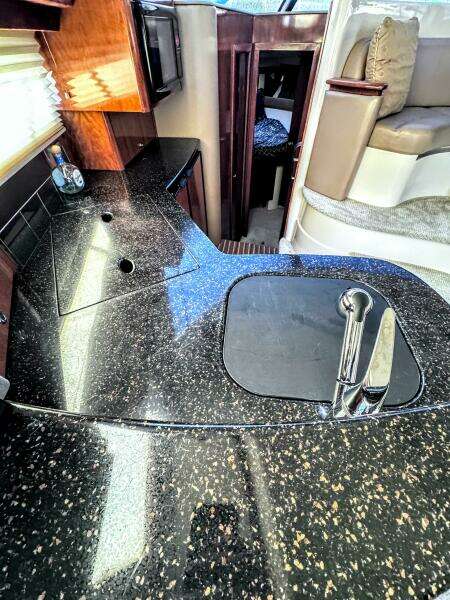 39ft Meridian Yacht For Sale