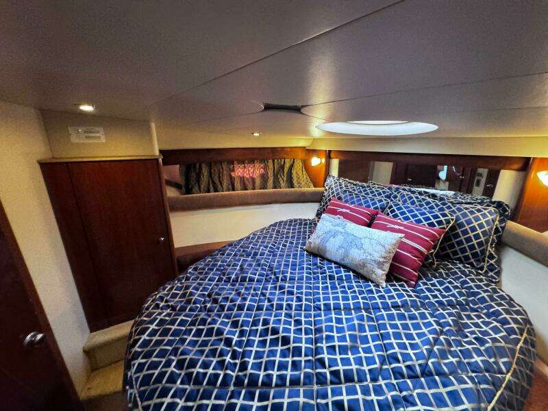 39ft Meridian Yacht For Sale