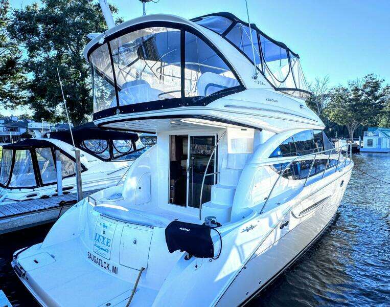 39ft Meridian Yacht For Sale