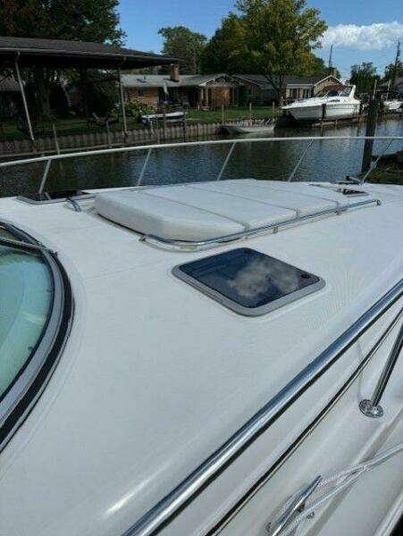 35ft Chaparral Yacht For Sale